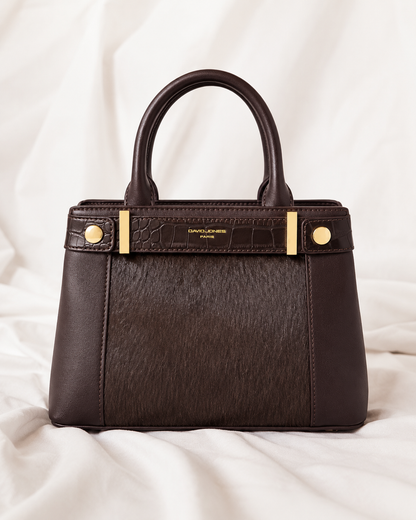 Mala Feminina Elegante Castanha com Detalhes Dourados